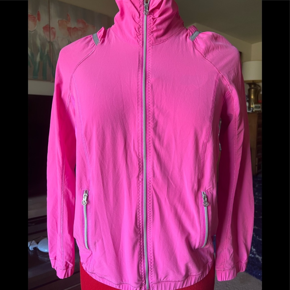 lululemon Jackets size 4 in good condition offers accepted